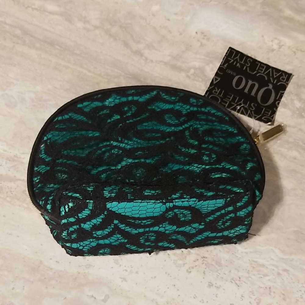 Chic Quo Cosmetic Bag